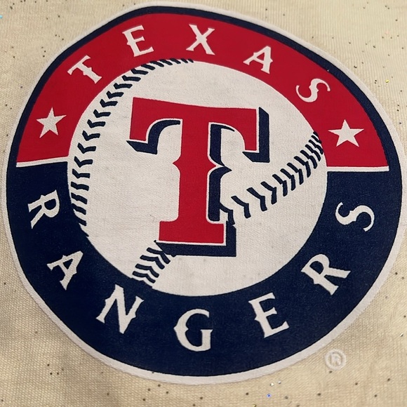 Texas Rangers 2023 World Series Champions Sparkle Long Sleeve T-Shirt |Cream|NEW - Picture 5 of 8